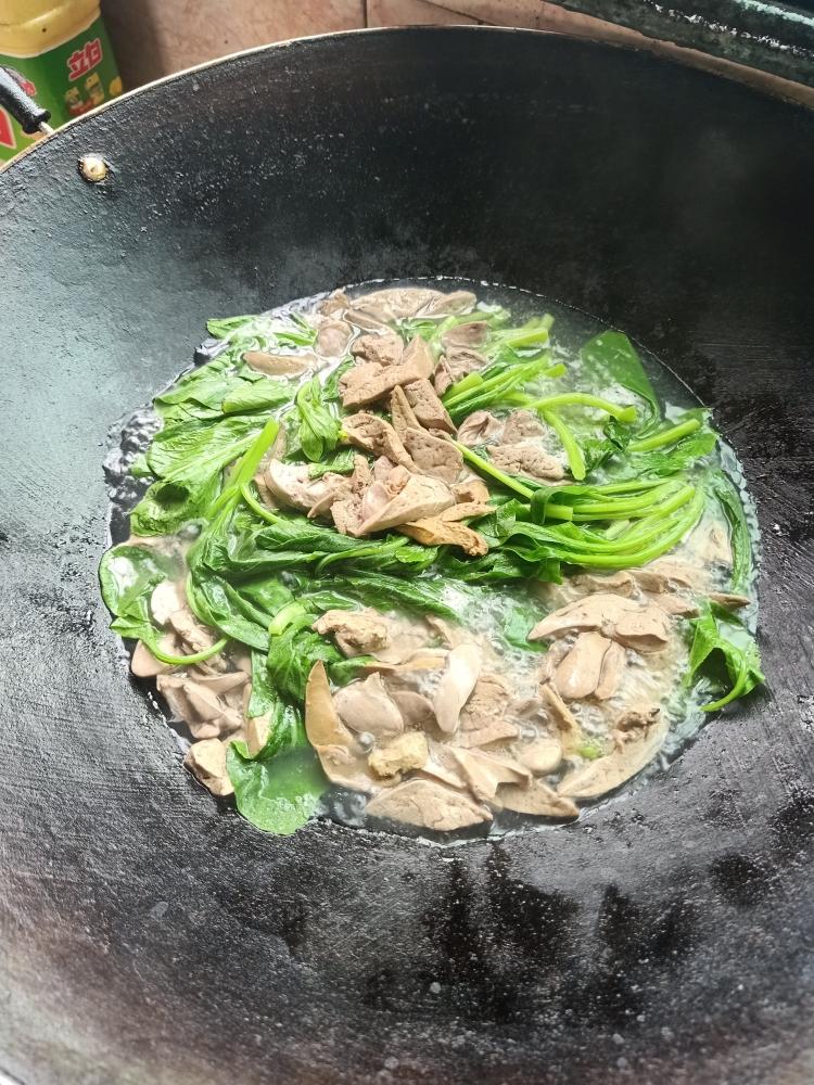 清煮鸡肝鸡心的做法