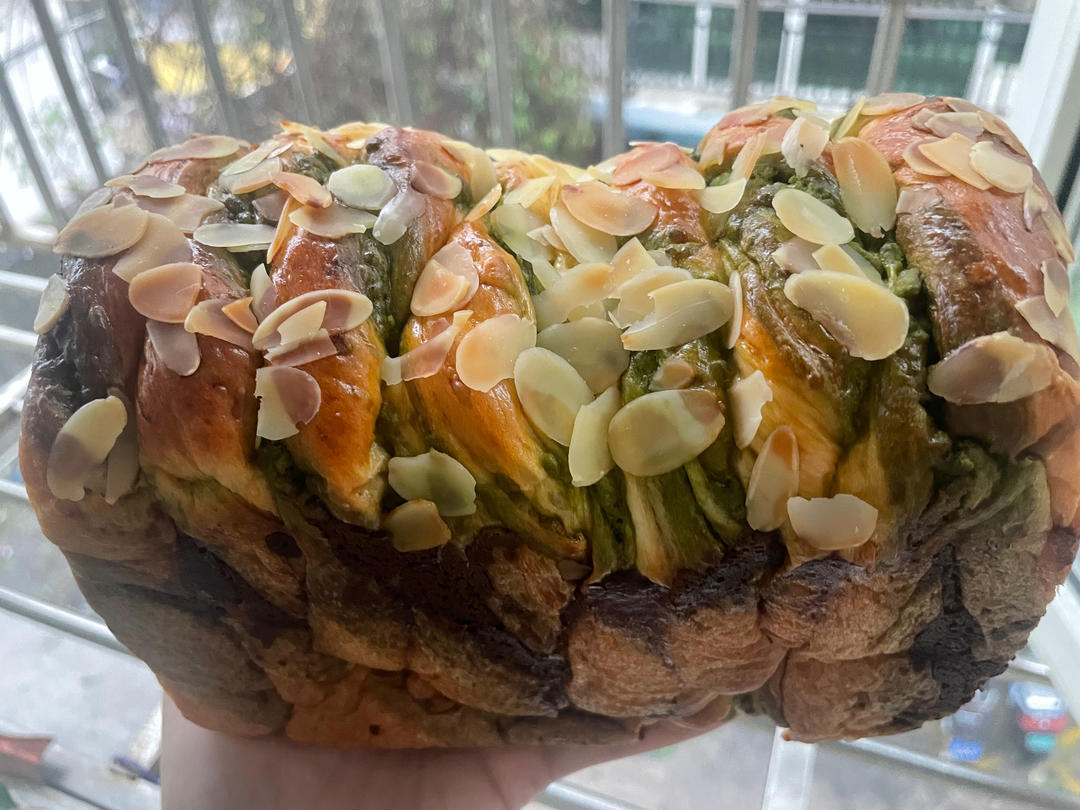 双色斑斓奶酥吐司