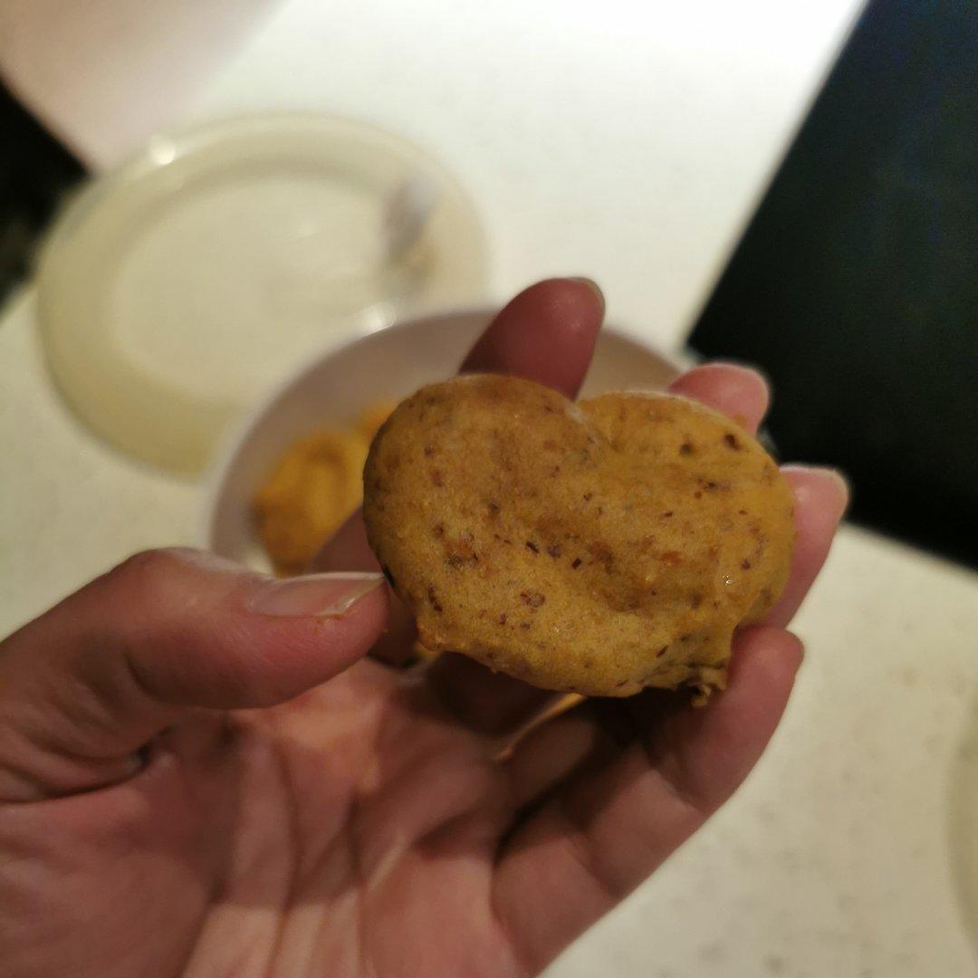 宝宝辅食：山药蛋黄手指饼干🔥小黄心里软