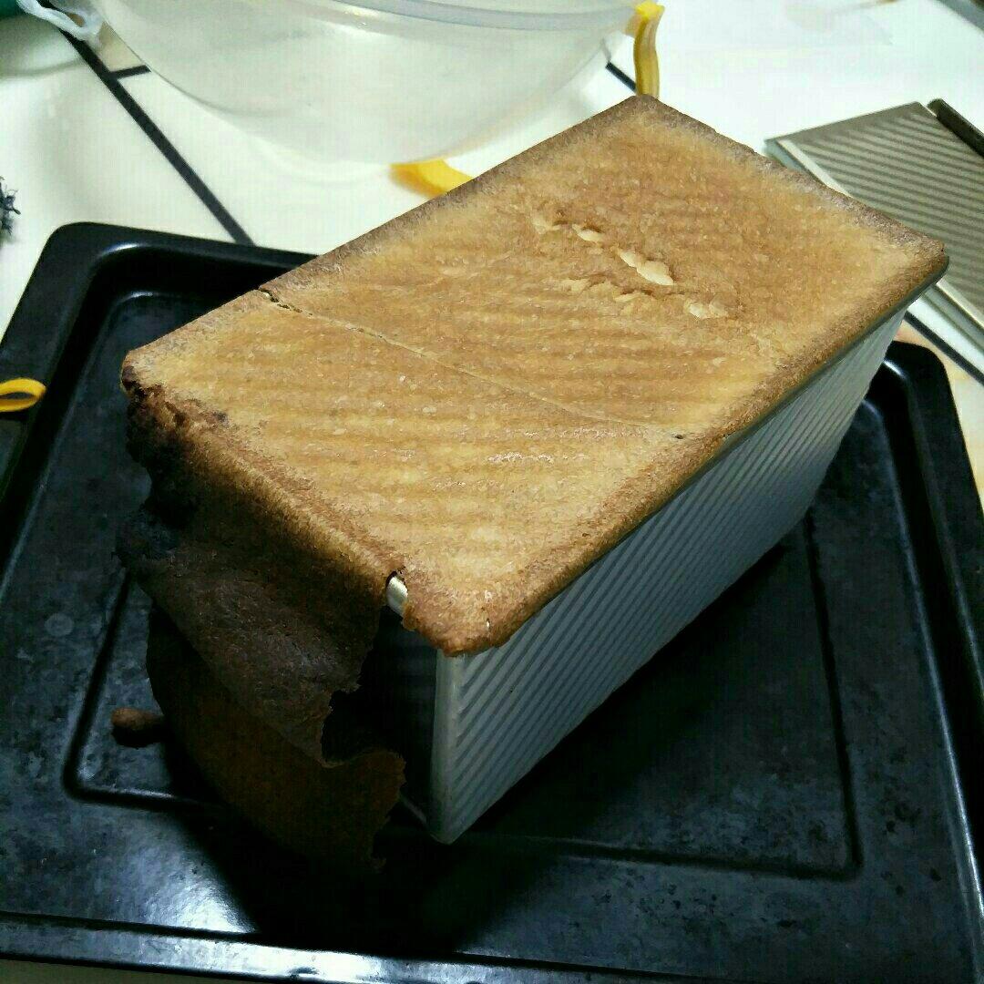 老面包土司！（普通面粉，植物油也可以做出好面包！小时候的味道。。。）