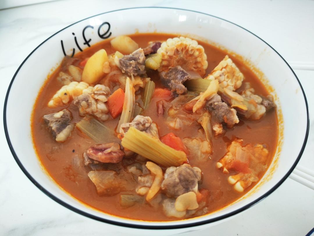 一份适合夏天喝的酸酸的罗宋汤，超级正宗的做法