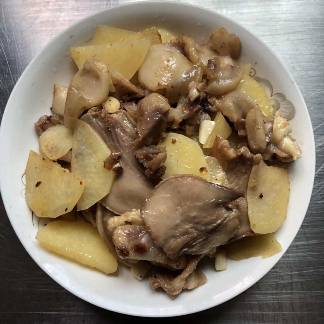 羊头肉炒土豆片