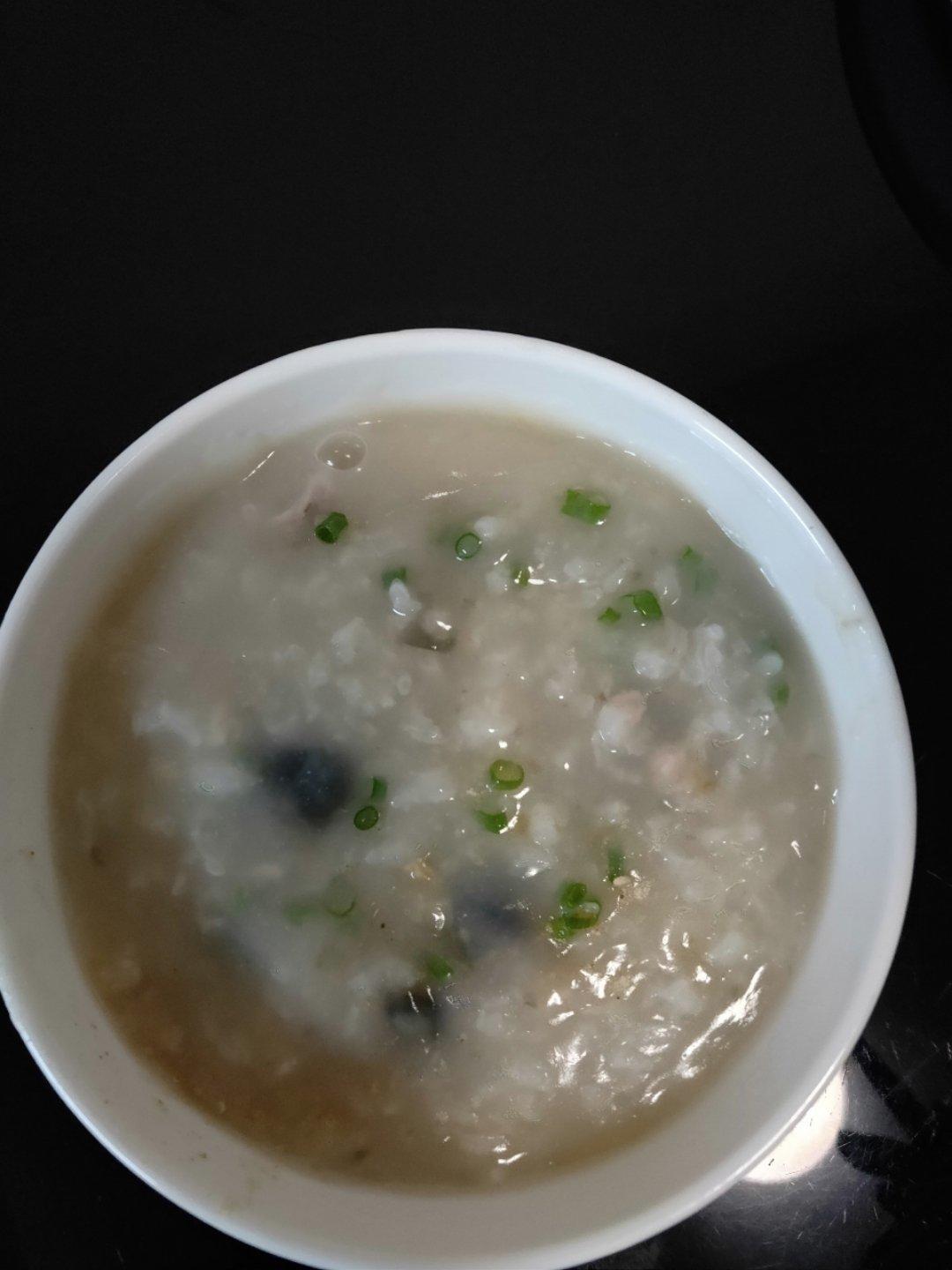 皮蛋瘦肉粥