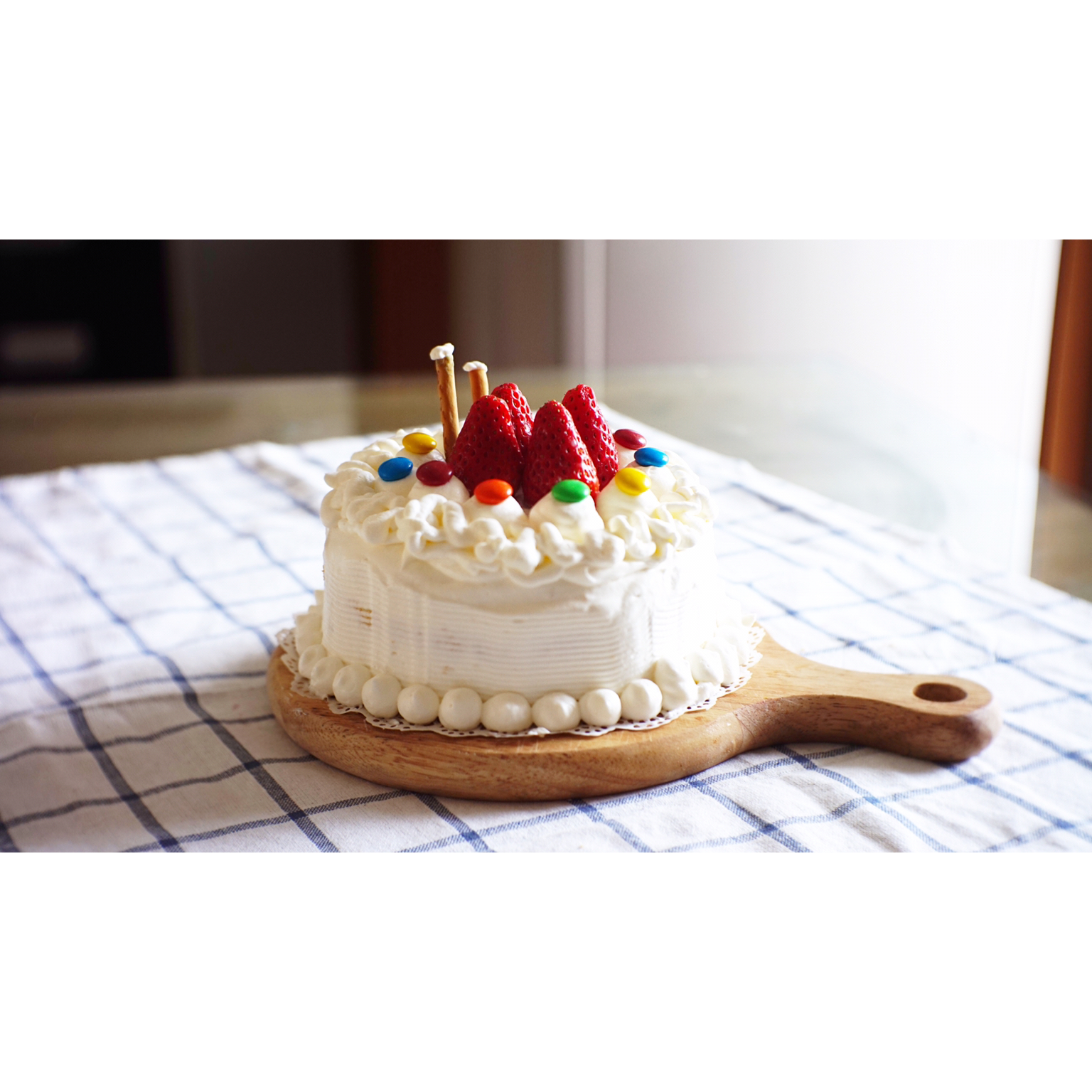 超简单完美戚风蛋糕（6寸2蛋）附打发、翻拌、脱模视频