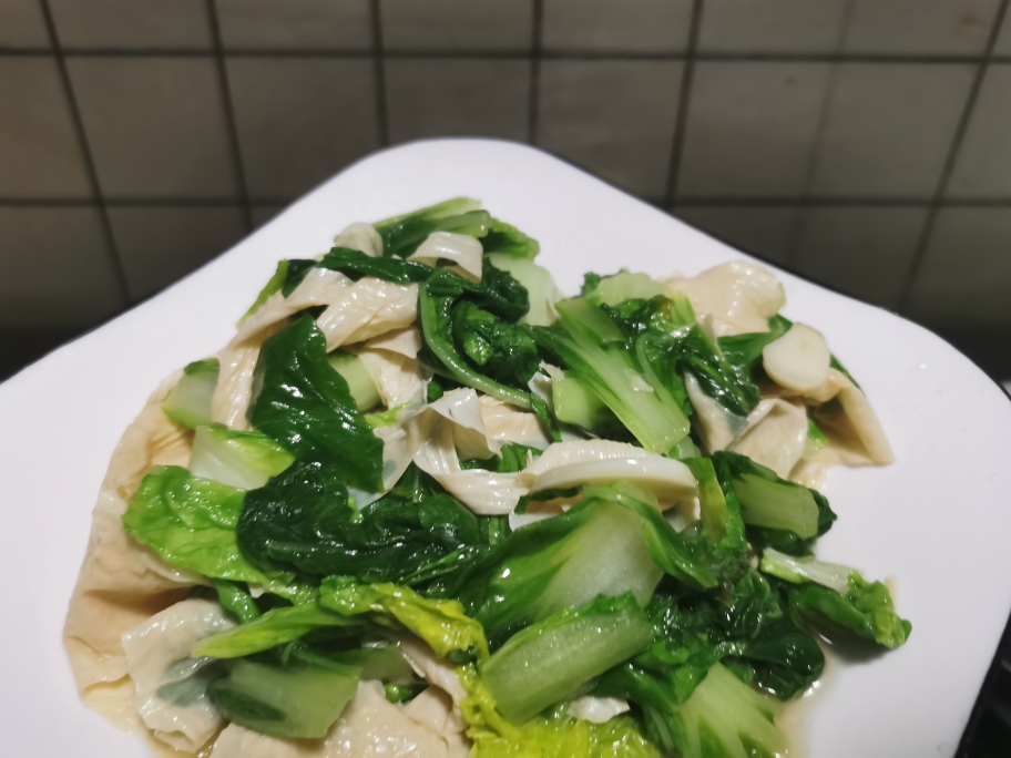 豆腐皮青菜