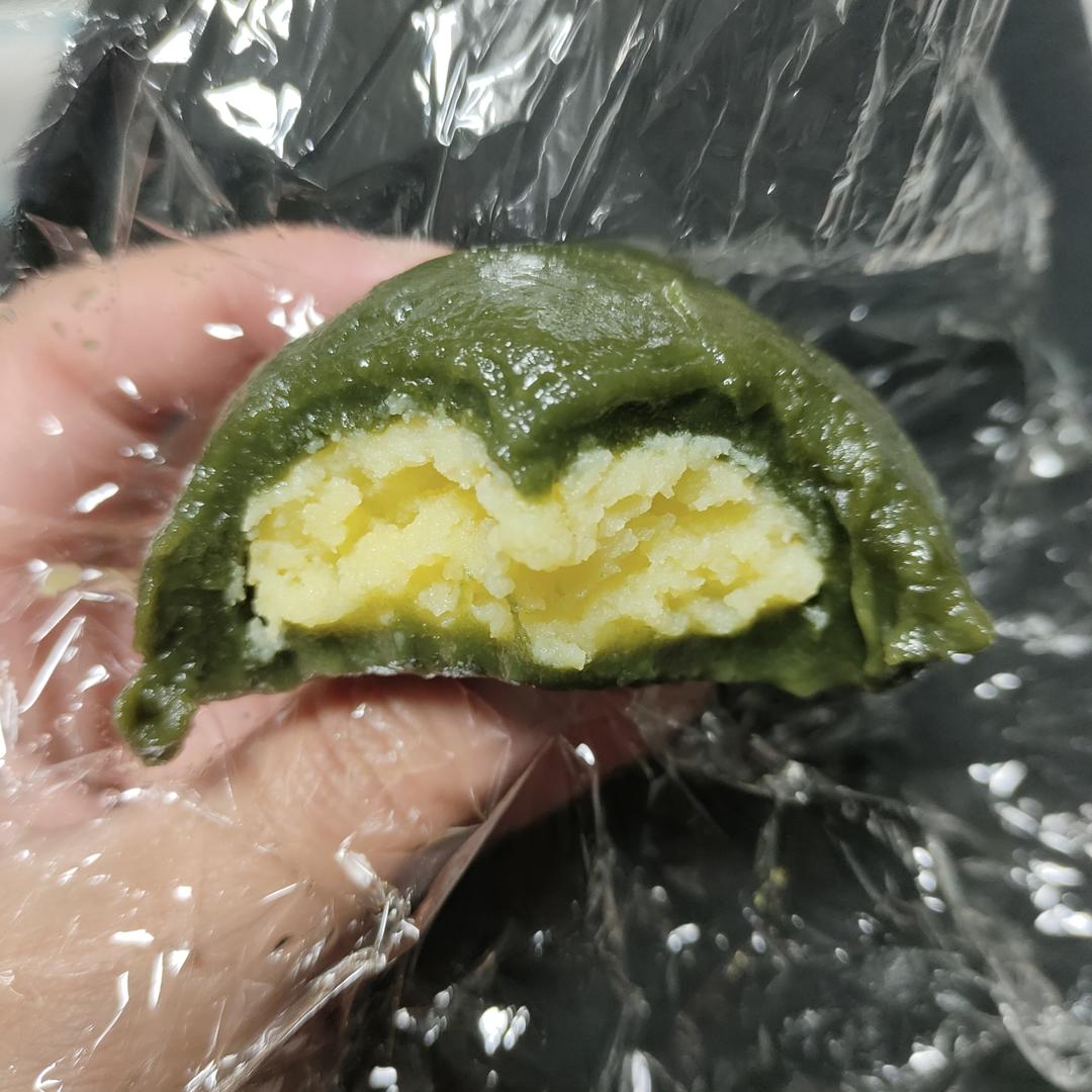 艾草粉肉松青团（艾糍）