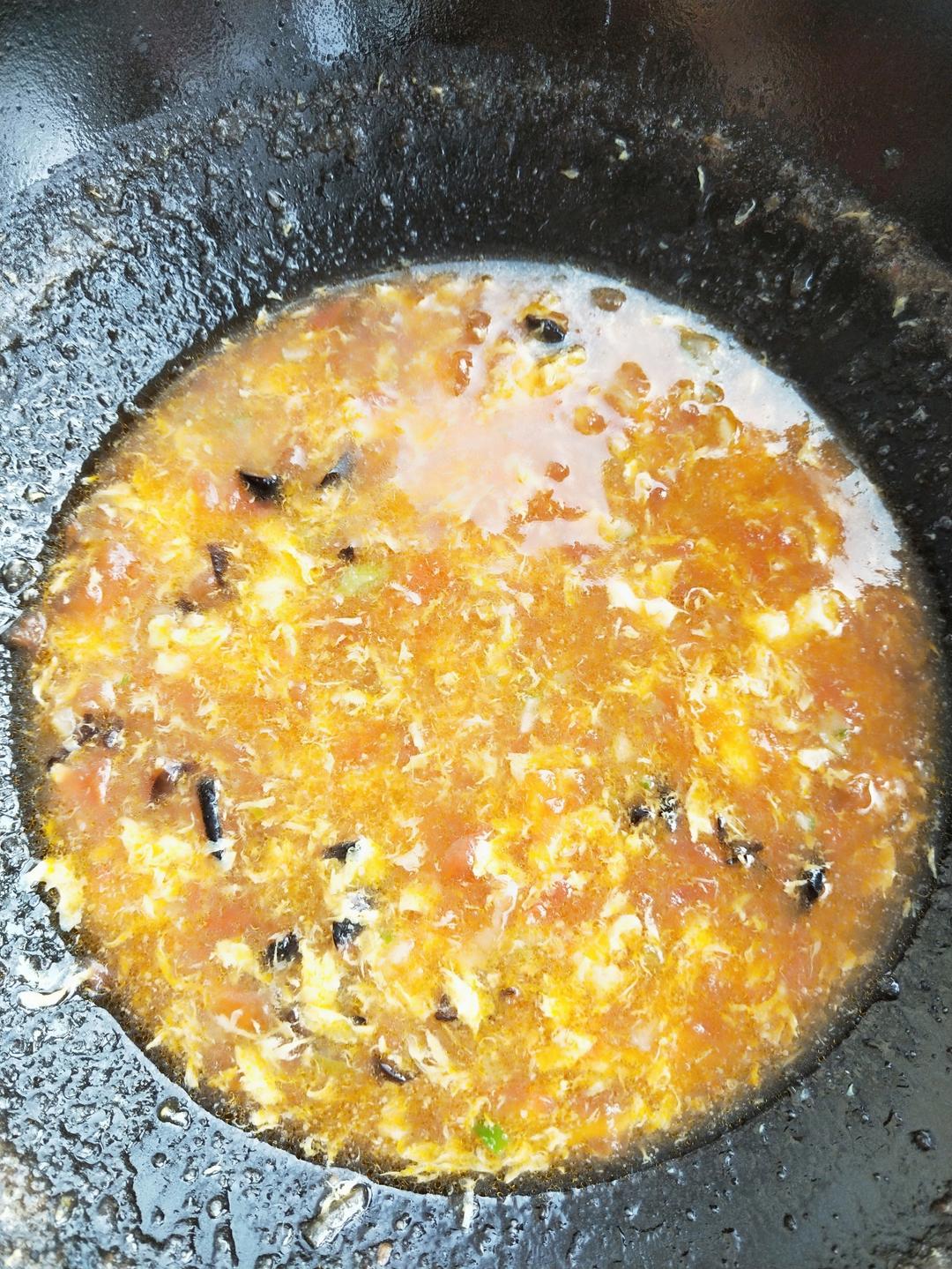 【跟我做不会错】简单又好喝的西红柿鸡蛋汤，家常又营养哦