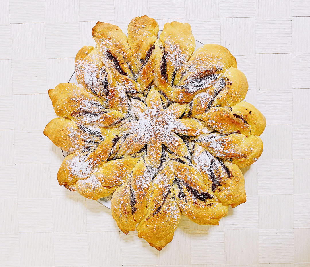 ins风圣诞节雪花豆沙面包---错过了夏天的风秋天的雨 不能再错过冬天的雪花