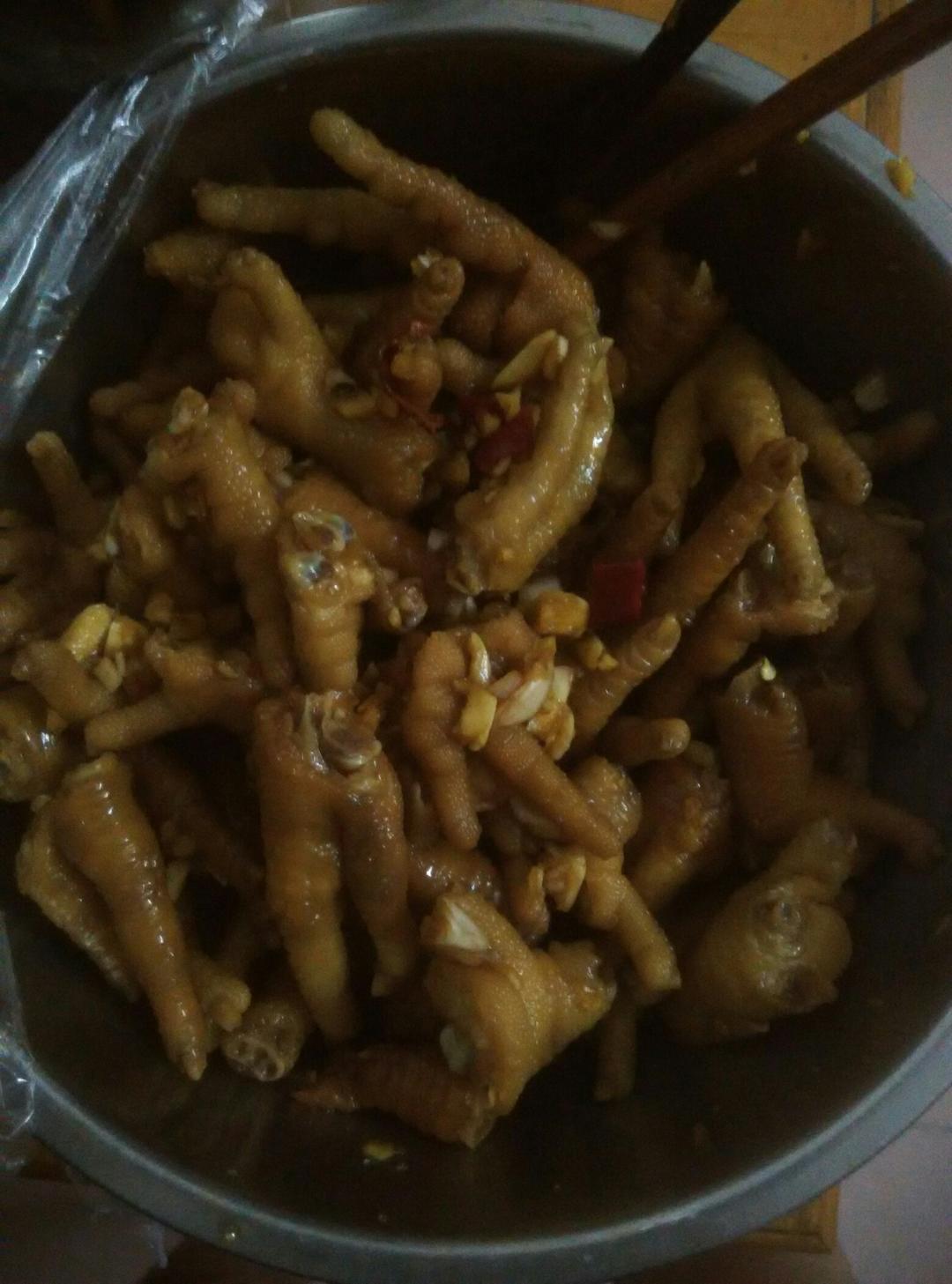 香辣蒜香凉拌爽脆鸡脚