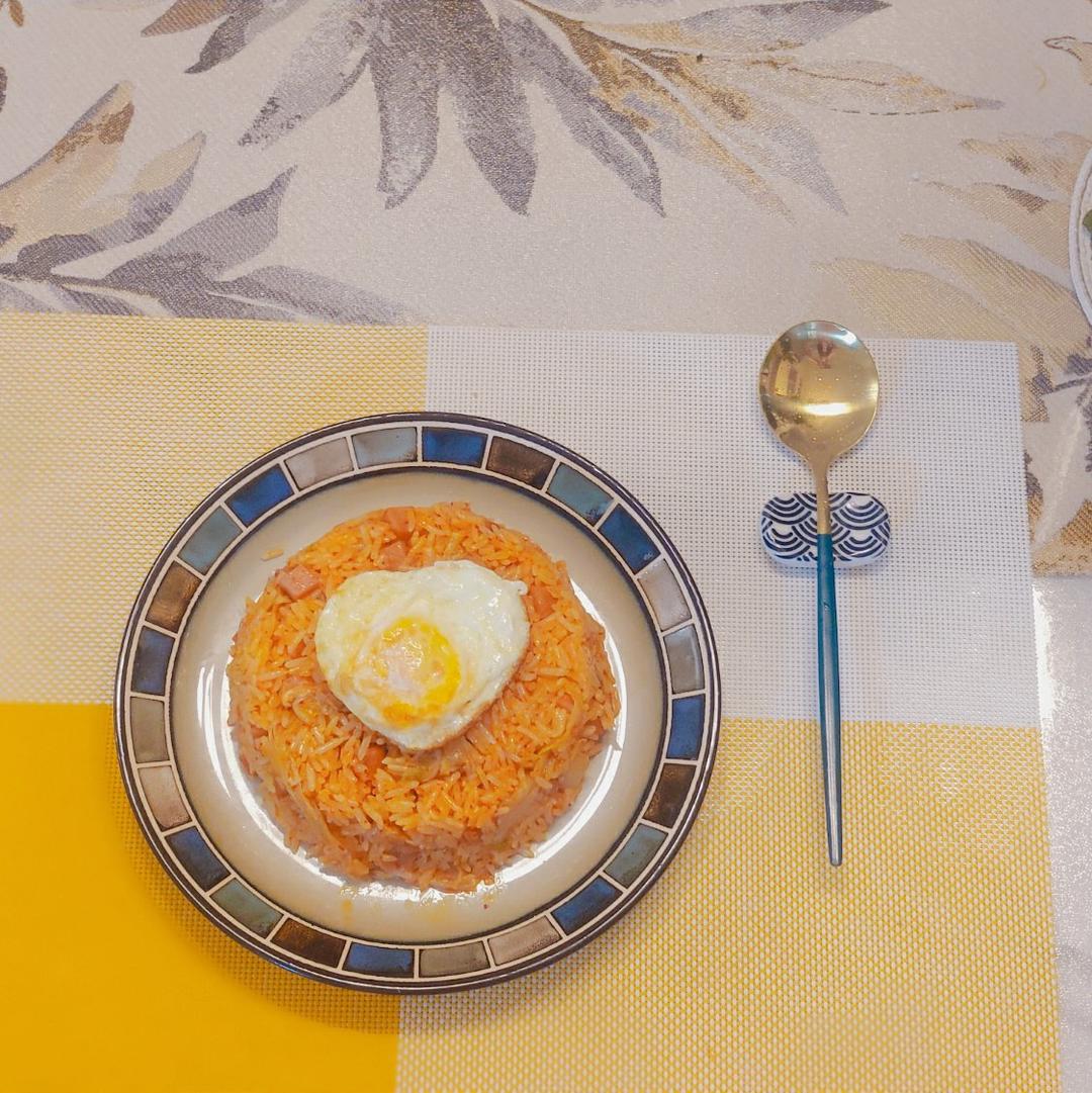 韩式牛肉泡菜炒饭（炒鸡下饭，新手也零失败，堪称剩饭杀手）
