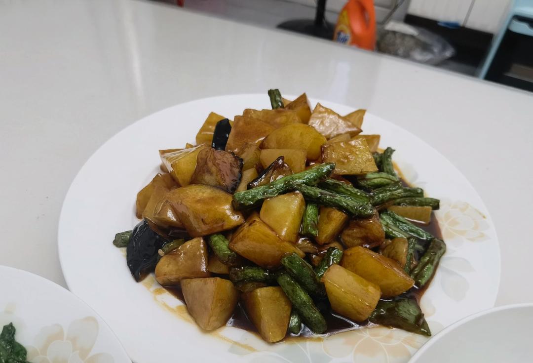 超级下饭的地三鲜