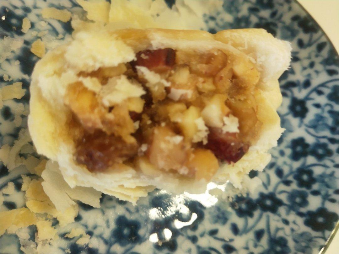 白酥皮五仁月饼