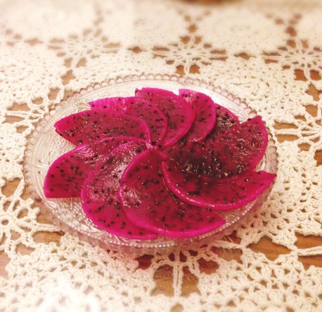 简单方便吃火龙果