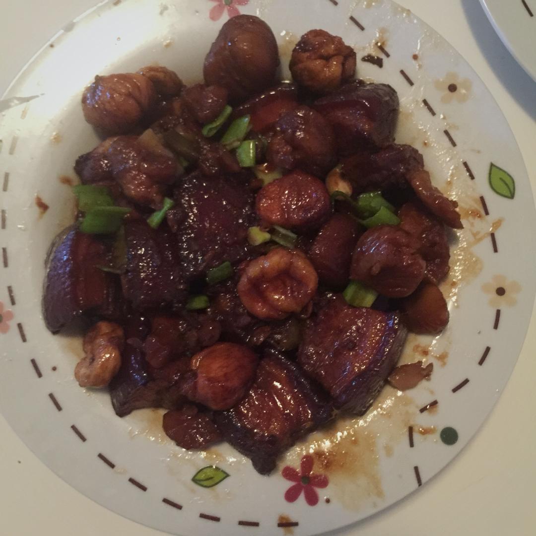 五花肉烧板栗