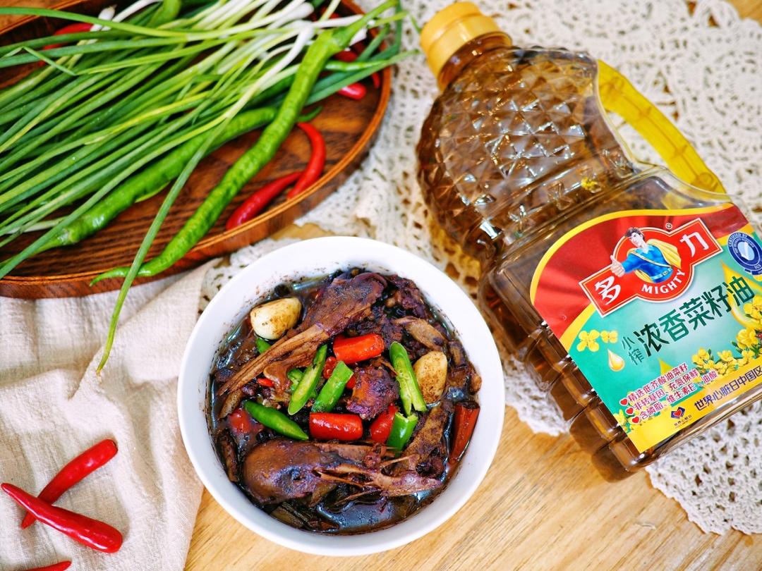 油辣鲜香的永州血鸭