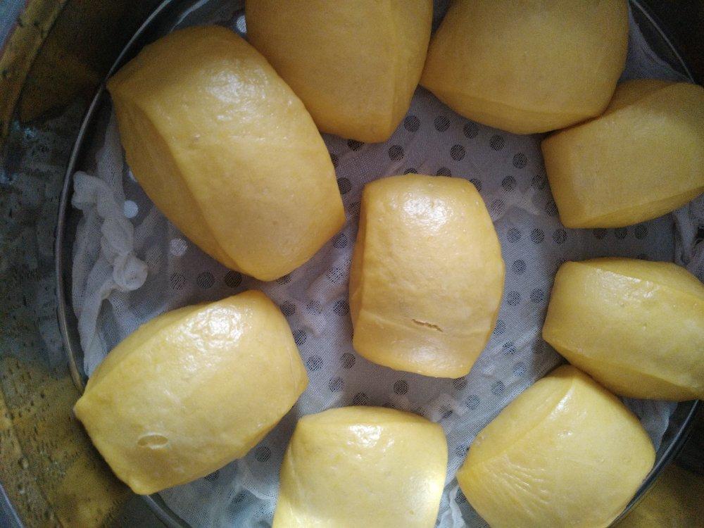 新手也可以--详解如何做出人见人爱、金黄的南瓜馒头