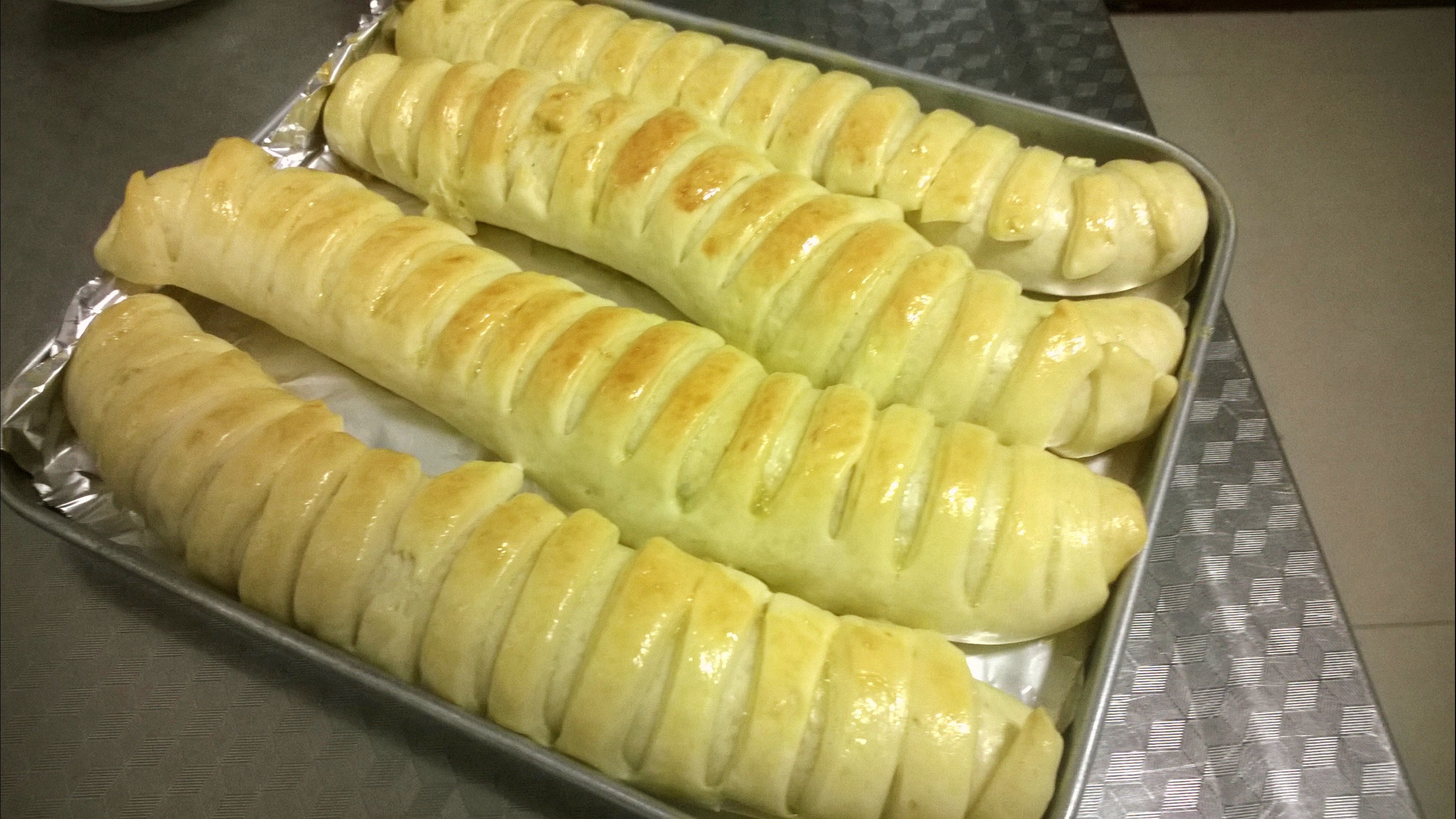 毛毛虫面包