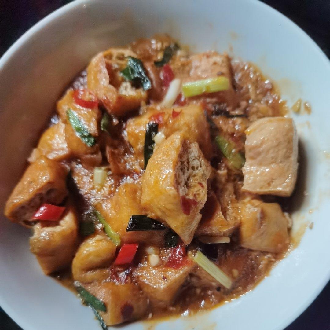 会爆汁的油豆腐？据说比肉还好吃！