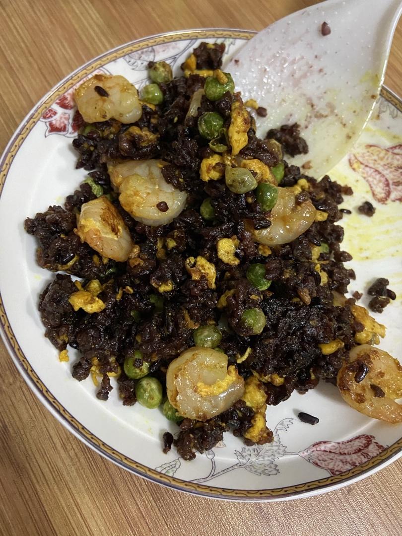 翻滚吧💥虾仁咖喱炒饭