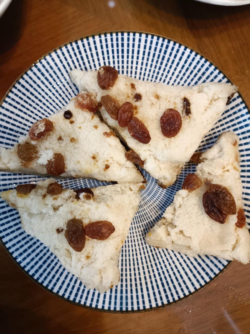 葡萄干蜂蜜大米糕，蒸松糕的做法