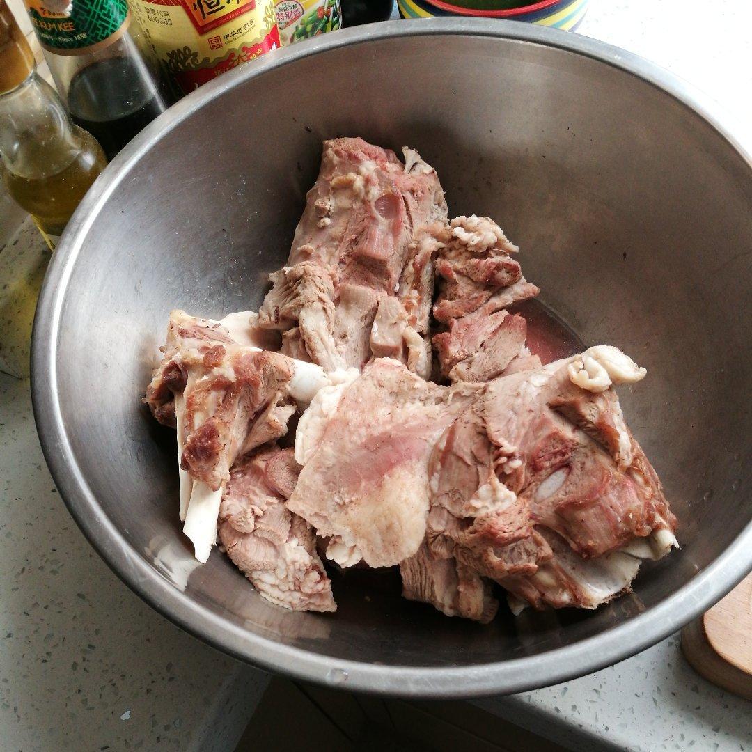 羊肉炖白萝卜