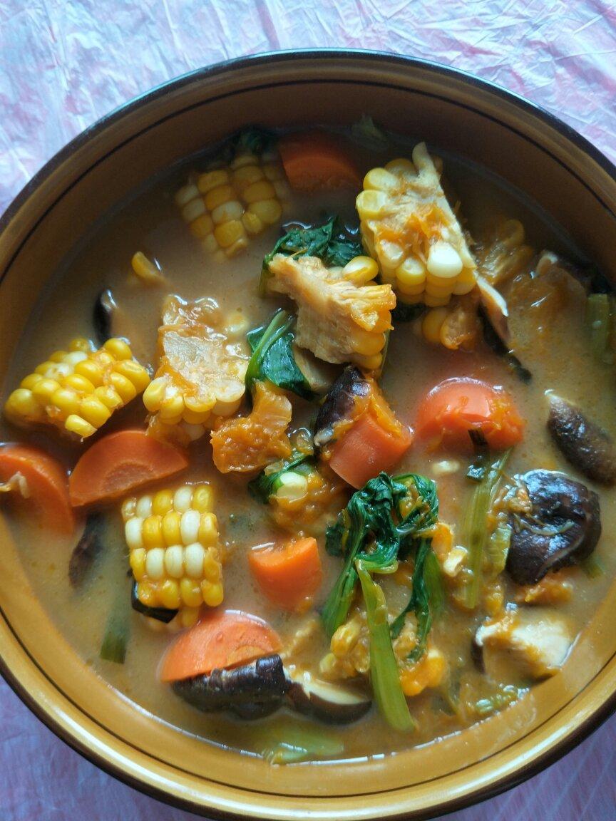 香菇玉米素蔬养生汤 没难度