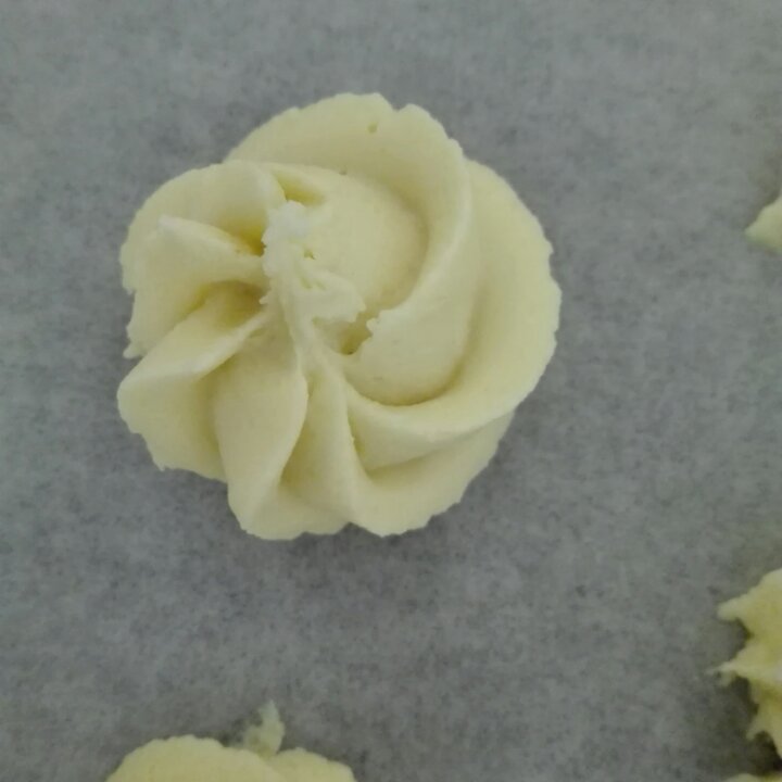 零失败、酥得掉渣的原味曲奇。