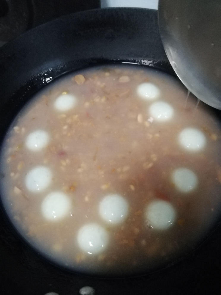剩汤圆八宝燕麦片粥的做法 步骤3