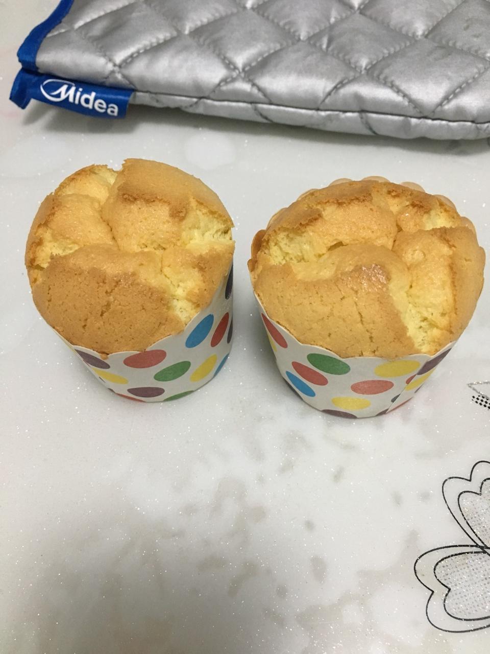 蛋香十足の海绵杯子蛋糕，伴手礼好选择。