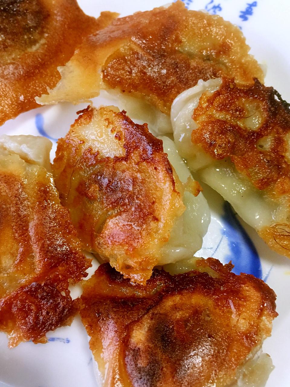 三鲜锅贴