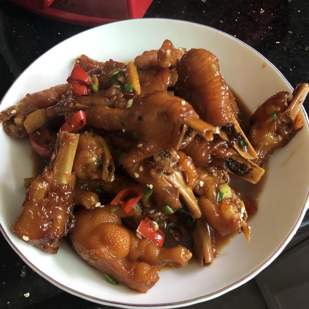 香辣烧鸡爪