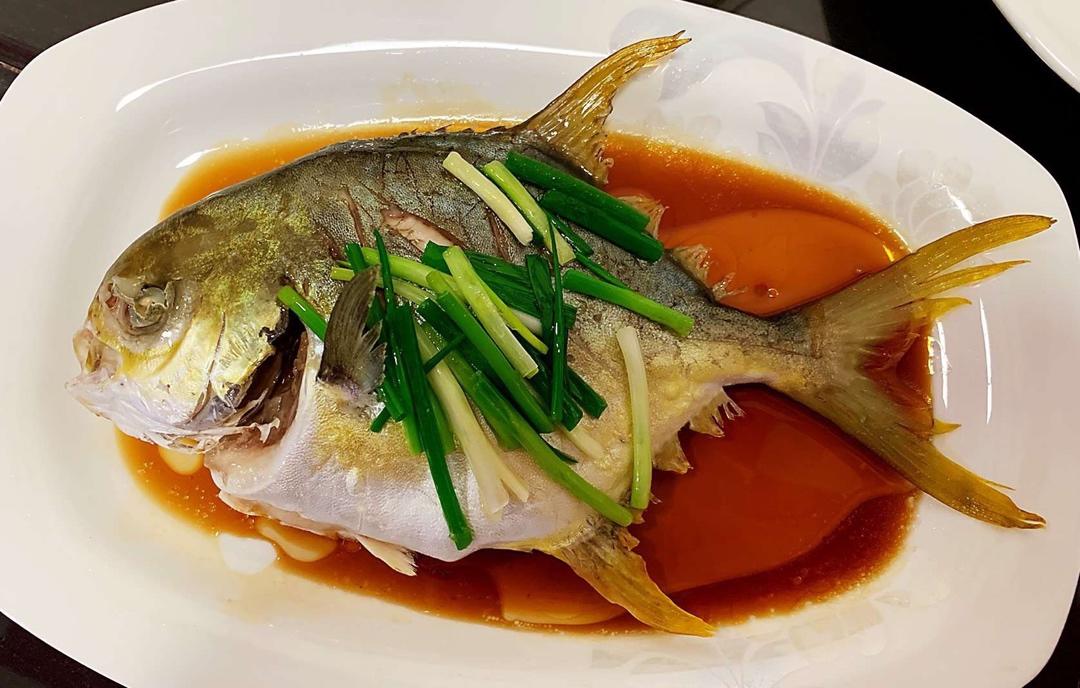 清蒸鲳鱼