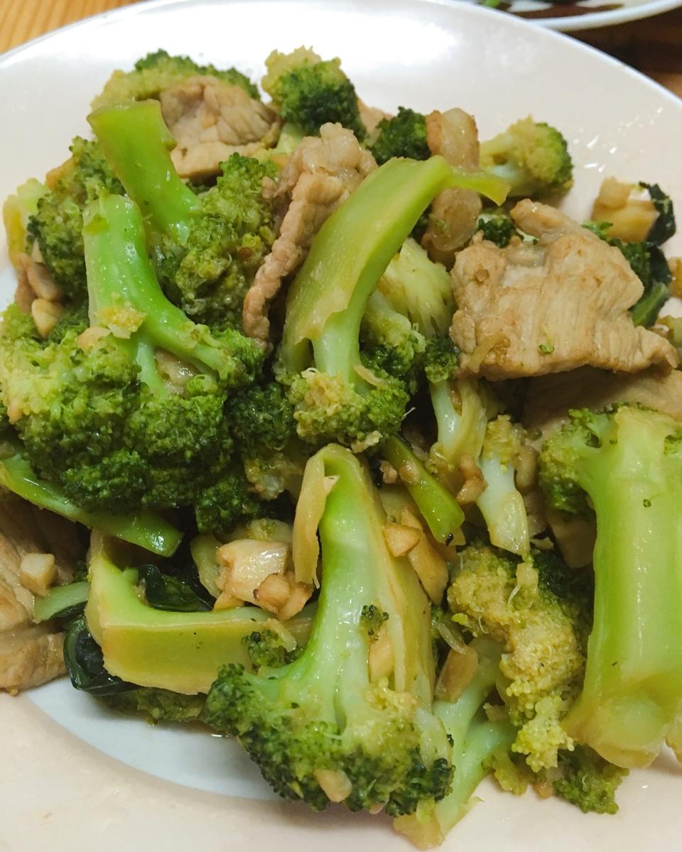 西兰花炒肉片