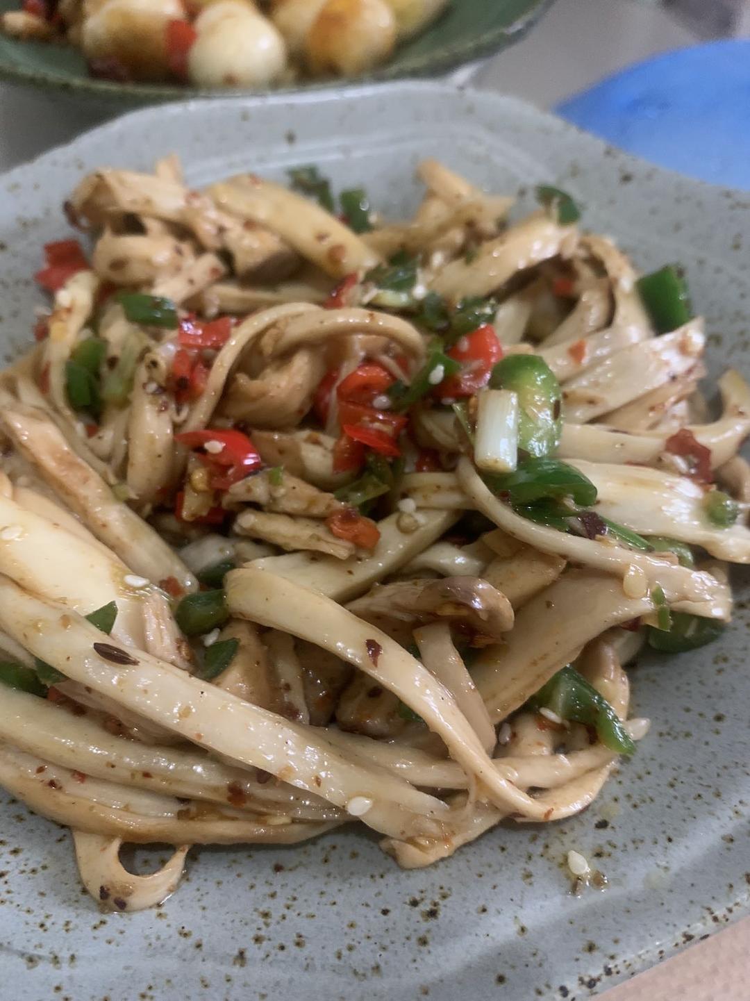 越嚼越香‼️比肉还要好吃👉干煸孜然杏鲍菇