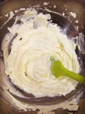 西柚红心火龙果酸奶冻芝士蛋糕的做法 步骤3