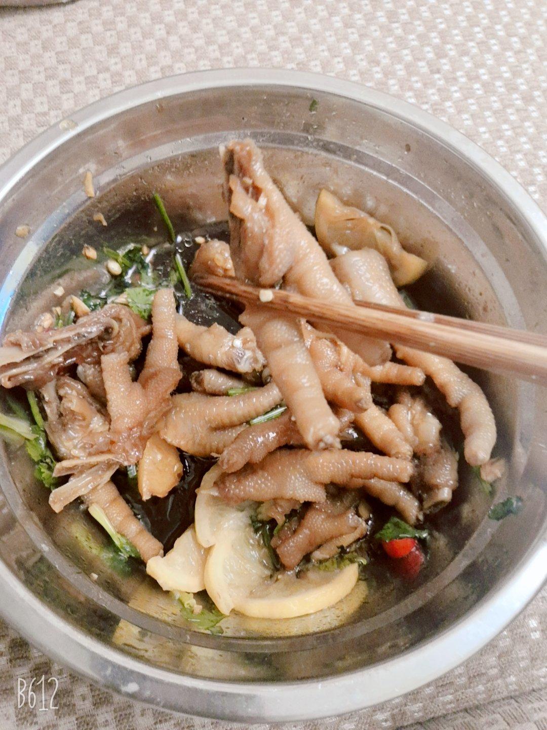 柠檬酸辣凤爪