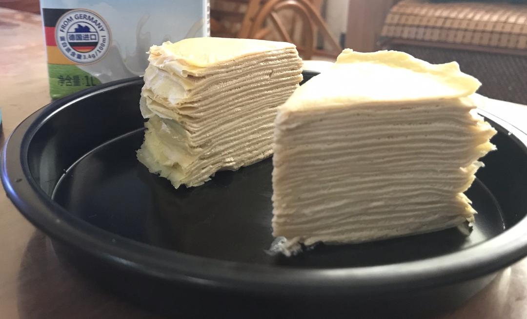 视频【奶茶千层蛋糕·新手也能做出的超薄可丽饼】3分钟学会千层蛋糕、毛巾卷、班戟
