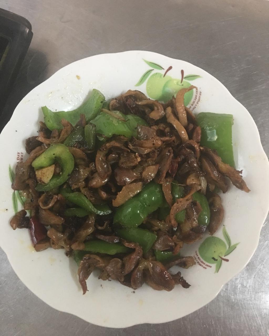 剁椒辣炒鸡胗