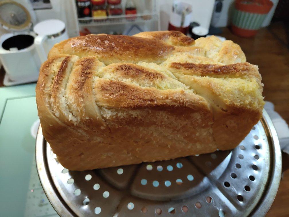椰蓉吐司面包 Coconut Loaf