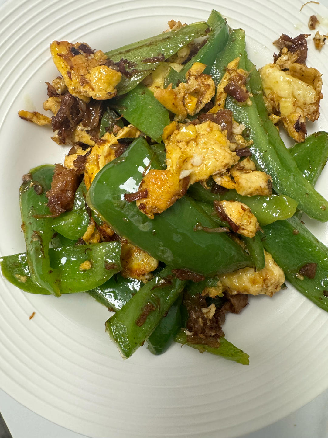 牛腩鸡蛋炒圆椒