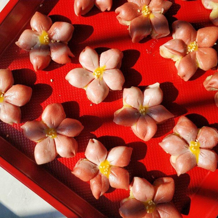 绿豆沙馅桃花酥