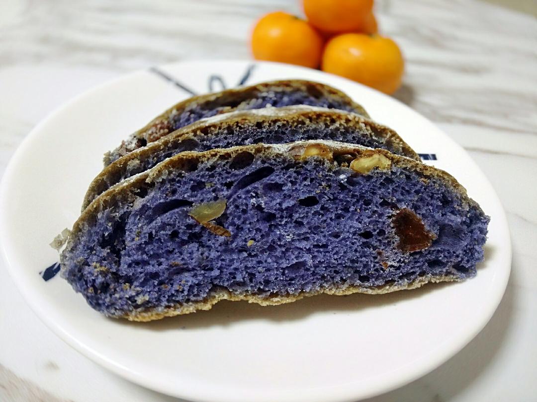 蜜雪zyf做的星空面包(蝶豆花天然色素)