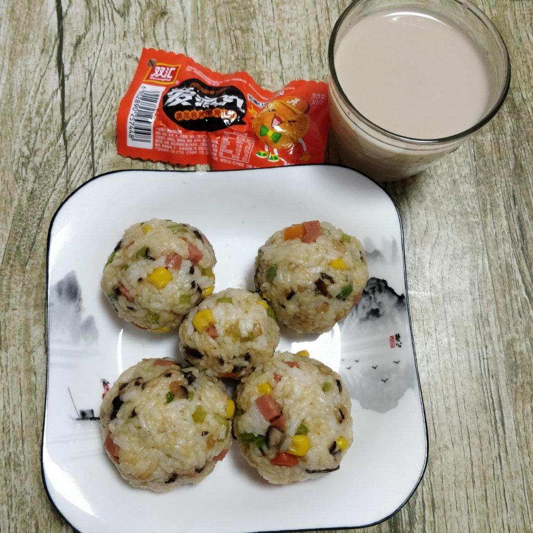 小盆友超爱的肉松饭团子