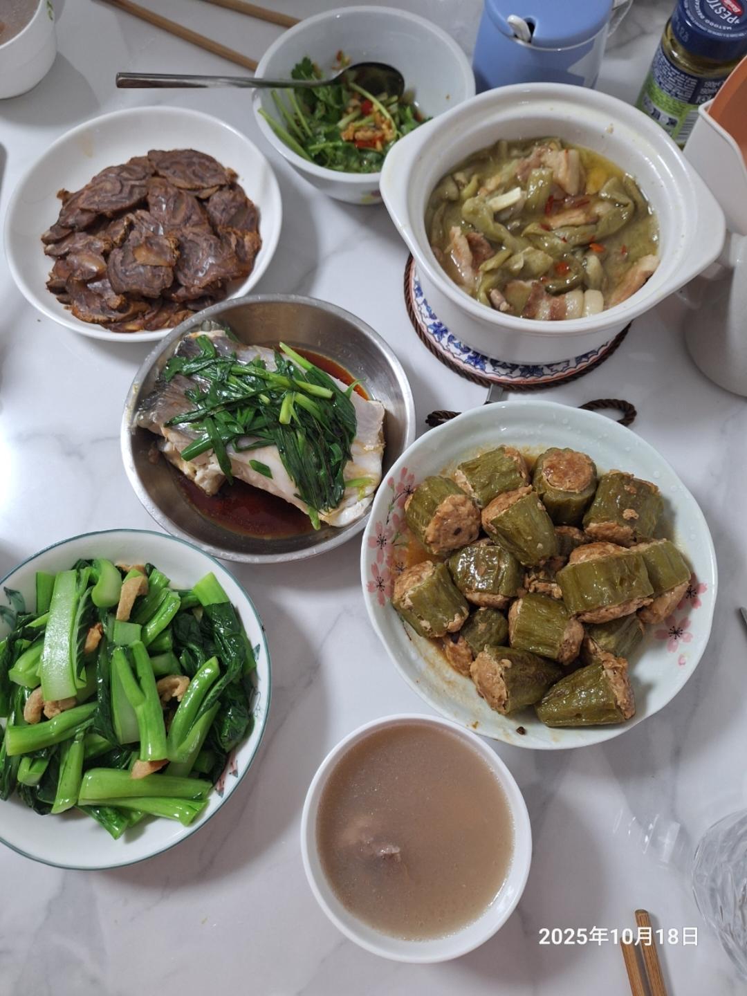 豬仔的“阿茂整餅”