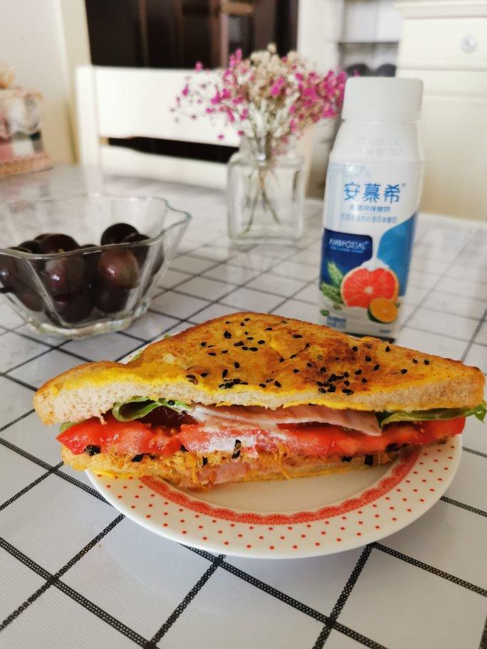 蛋包吐司（营养早餐）