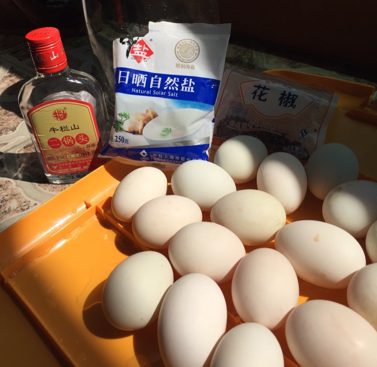 老丁的私房菜－家常版腌咸鸭蛋