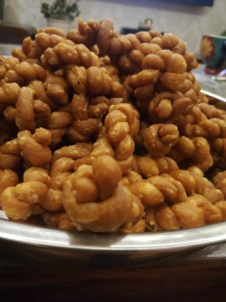 酥脆咸味小麻花