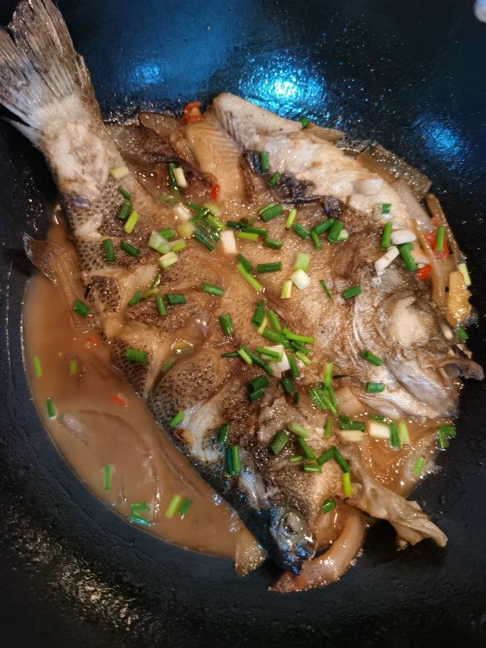 超快手超下饭的干烧鲈鱼 学不会你打我