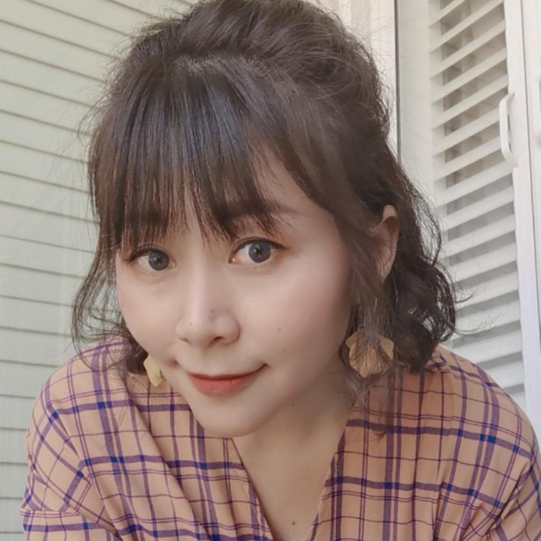 Vicky小姐姐哟