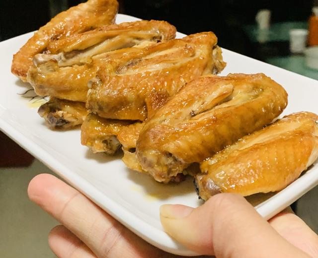 烤鸡翅（不需要很多腌料也能做出超级美味鸡翅）的做法